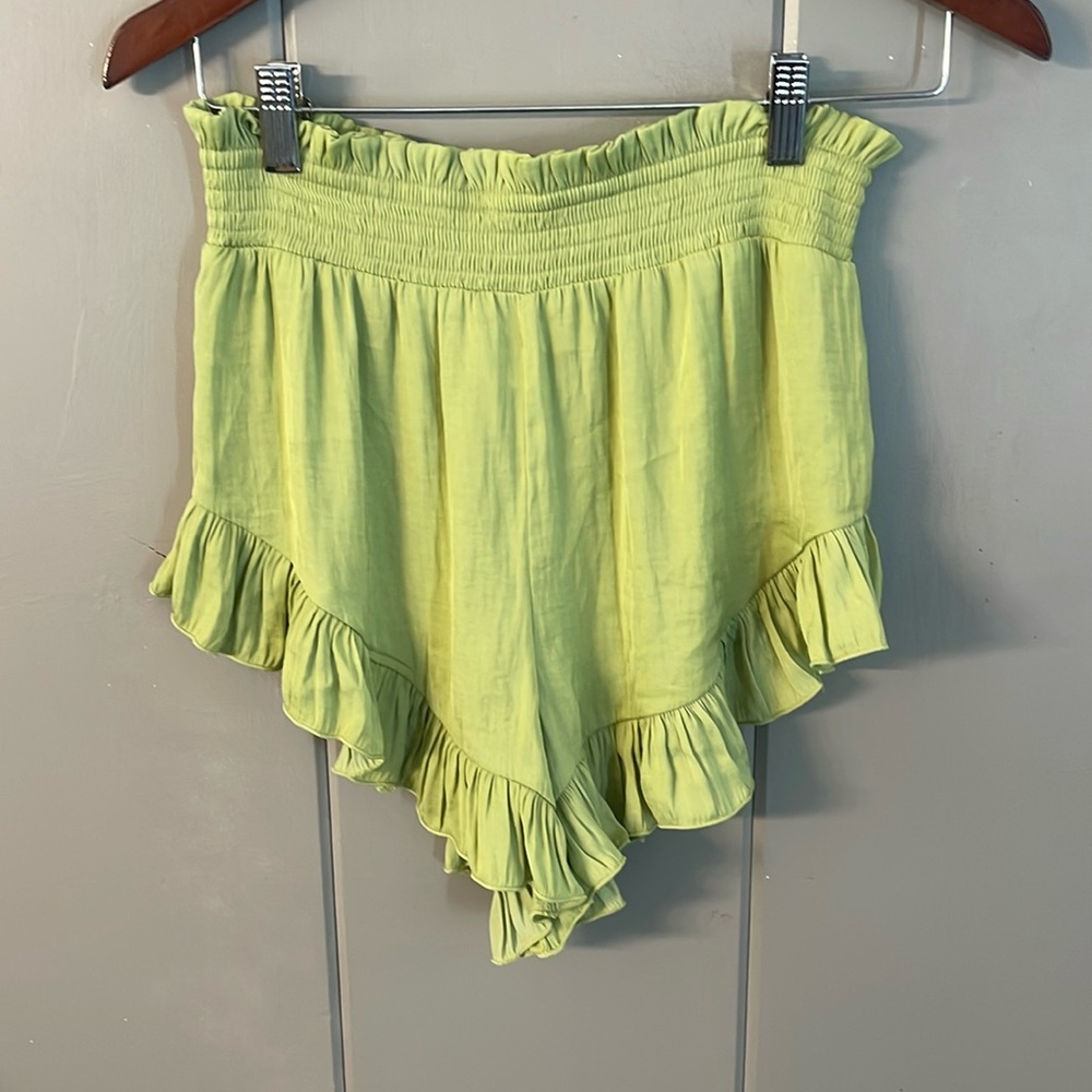 NWT Forever 21 Culotte Shorts Chartreuse Green Fairy Whimsical Festival Girly
